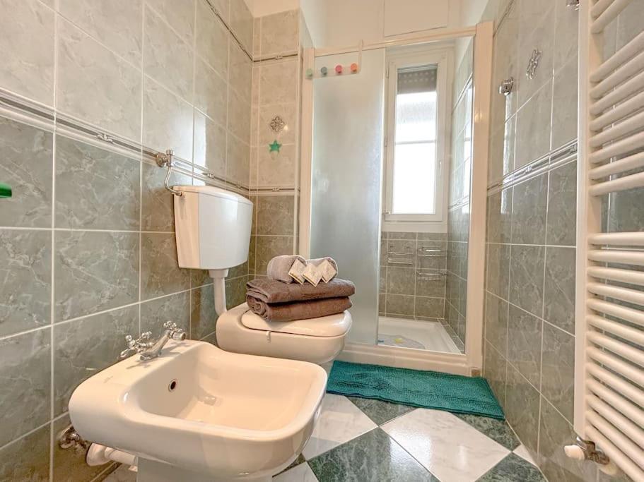 Casa Sopra Il Porto - Crociere 2Min - Ospedale Apartment Savona Luaran gambar