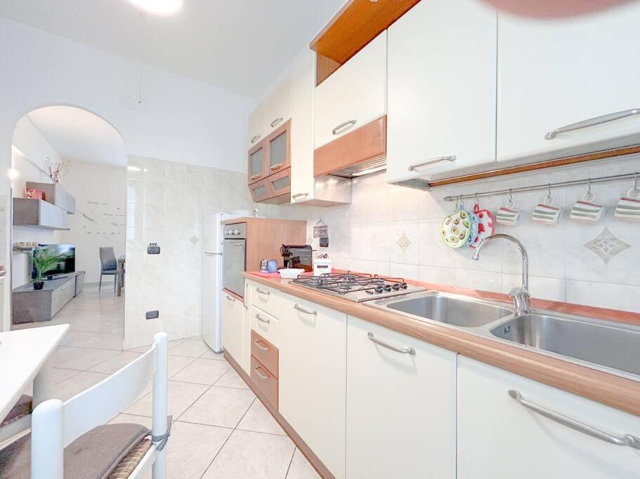 Casa Sopra Il Porto - Crociere 2Min - Ospedale Apartment Savona Luaran gambar